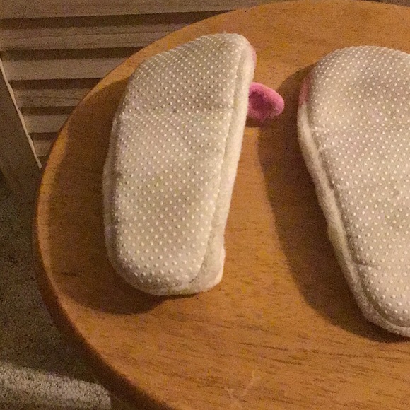 Bunny slippers - Picture 5 of 5